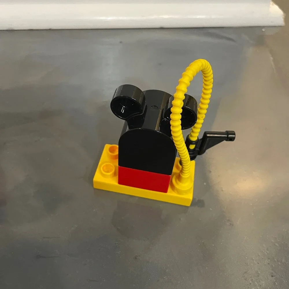 LEGO Duplo Mickey Mouse Roadster Racers Car Gas Pump Set 10843 Disney Complete